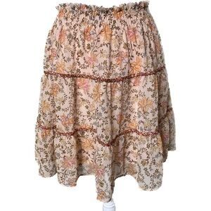 LC Lauren Conrad Soft Peachy Colored Floral Print Skirt Size M